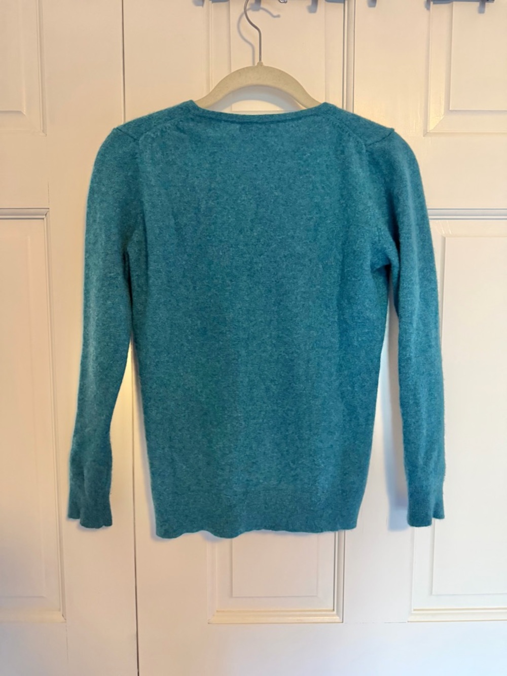 Charter Club 100% Cashmere Sweater Medium Teal Blue V Neck Soft Knit - Picture 3 of 8